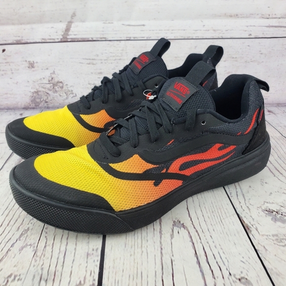 *Sold New Van's Ultrarange Rapid Black Flames - Picture 4 of 9